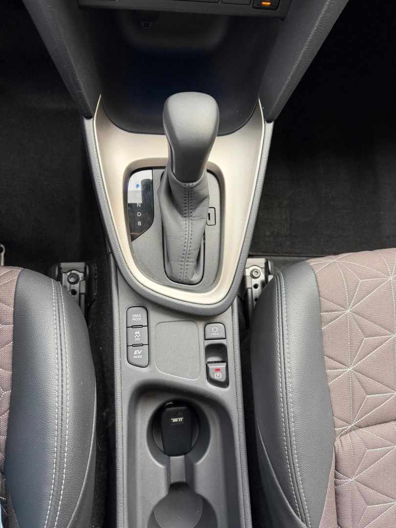 toyota-yaris-cross-2023-hibrido-1490cc