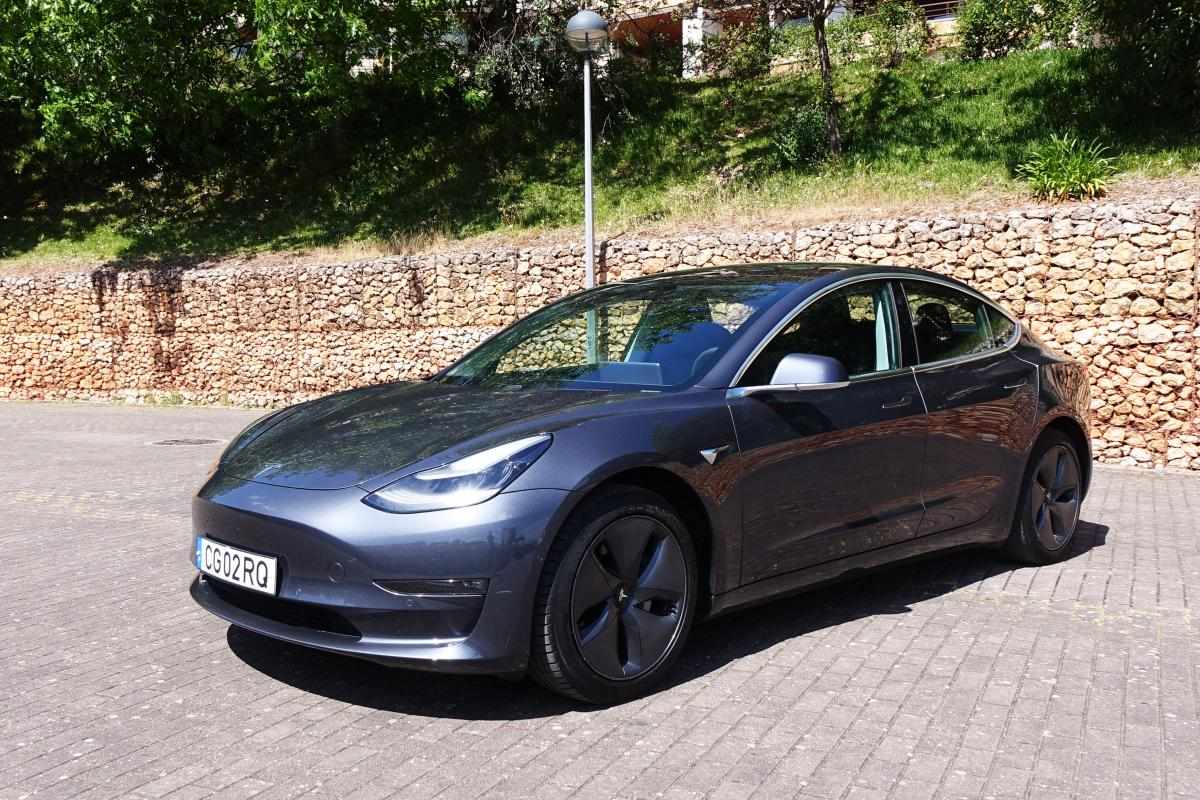 tesla-model-3-standard-range-2019-eletrico