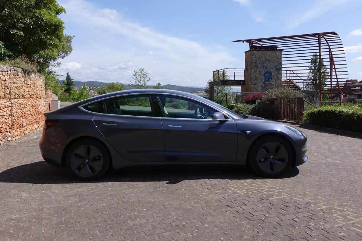 tesla-model-3-standard-range-2019-eletrico