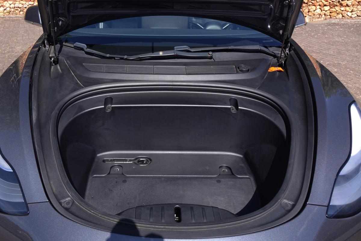tesla-model-3-standard-range-2019-eletrico