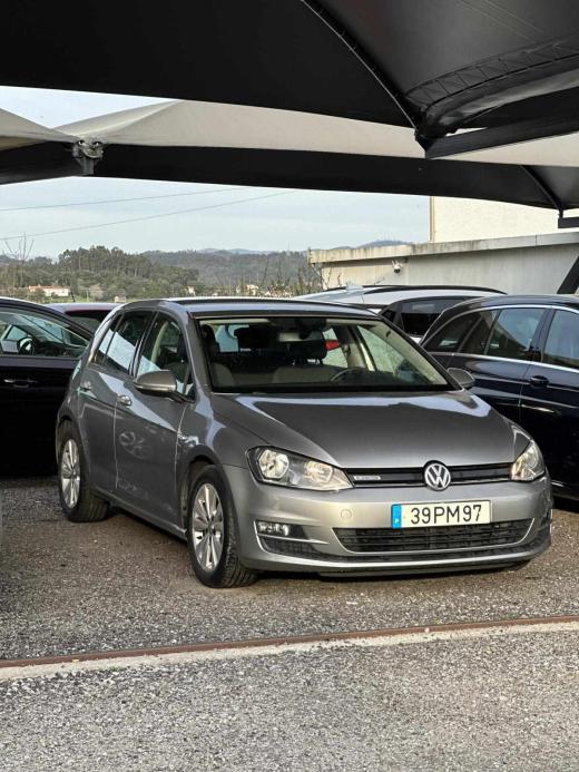 volkswagen-golf-1-6-tdi-bluemotion-2015-diesel-1598cc