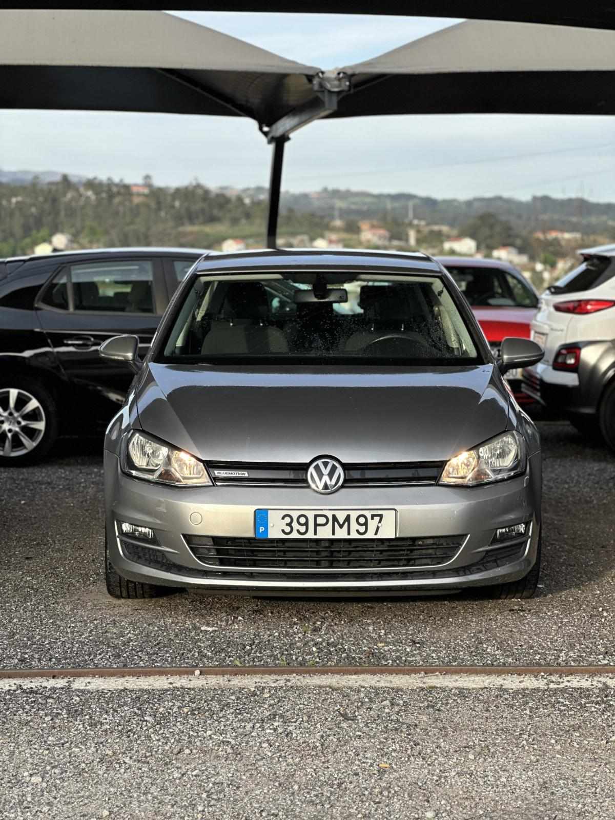 volkswagen-golf-1-6-tdi-bluemotion-2015-diesel-1598cc