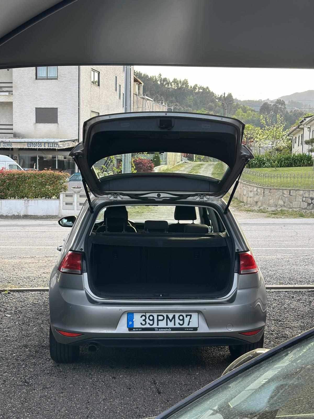 volkswagen-golf-1-6-tdi-bluemotion-2015-diesel-1598cc