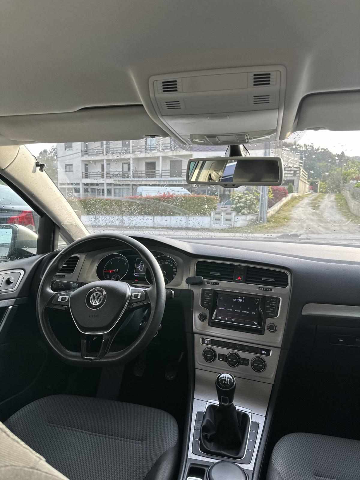 volkswagen-golf-1-6-tdi-bluemotion-2015-diesel-1598cc