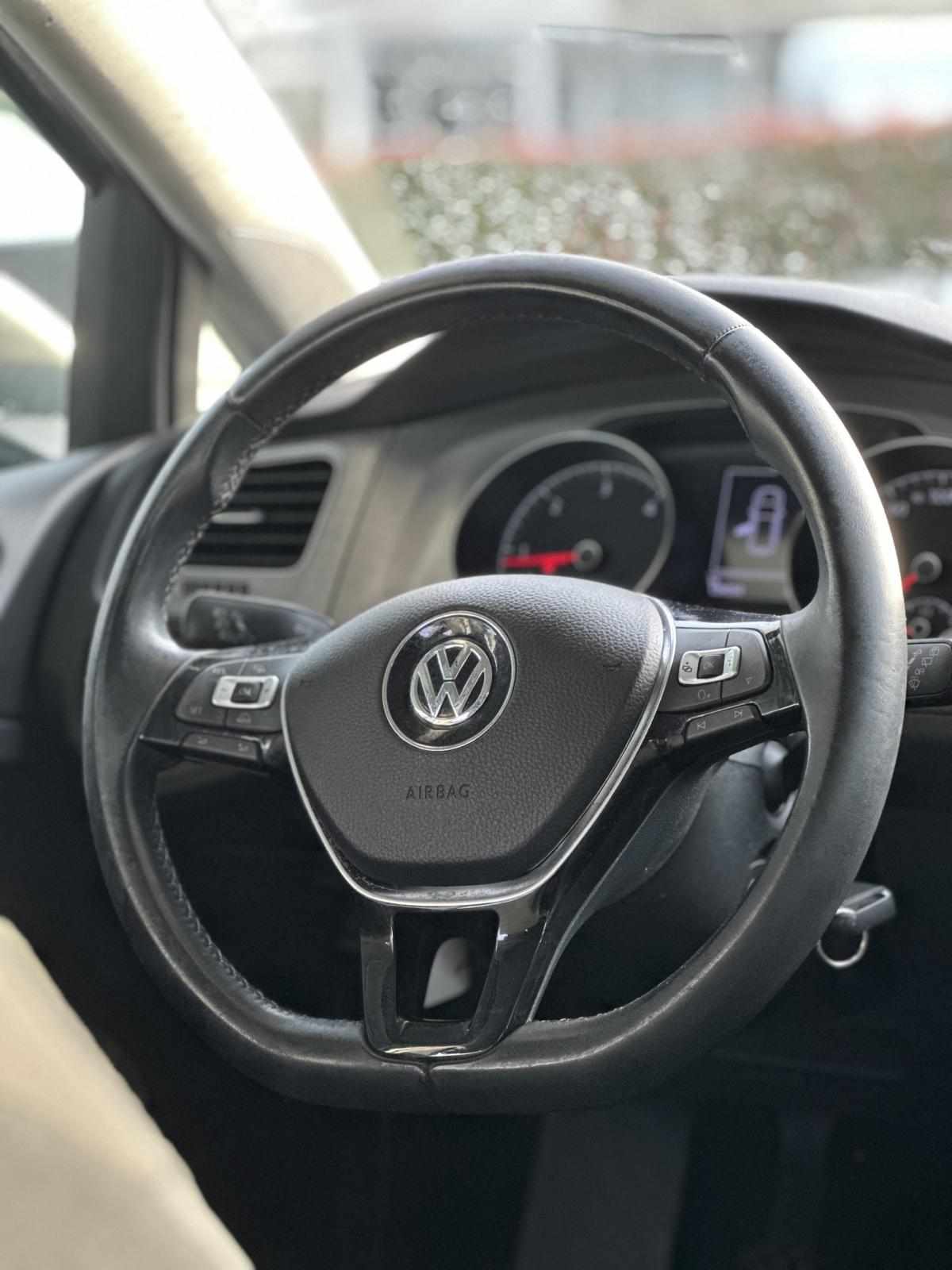 volkswagen-golf-1-6-tdi-bluemotion-2015-diesel-1598cc
