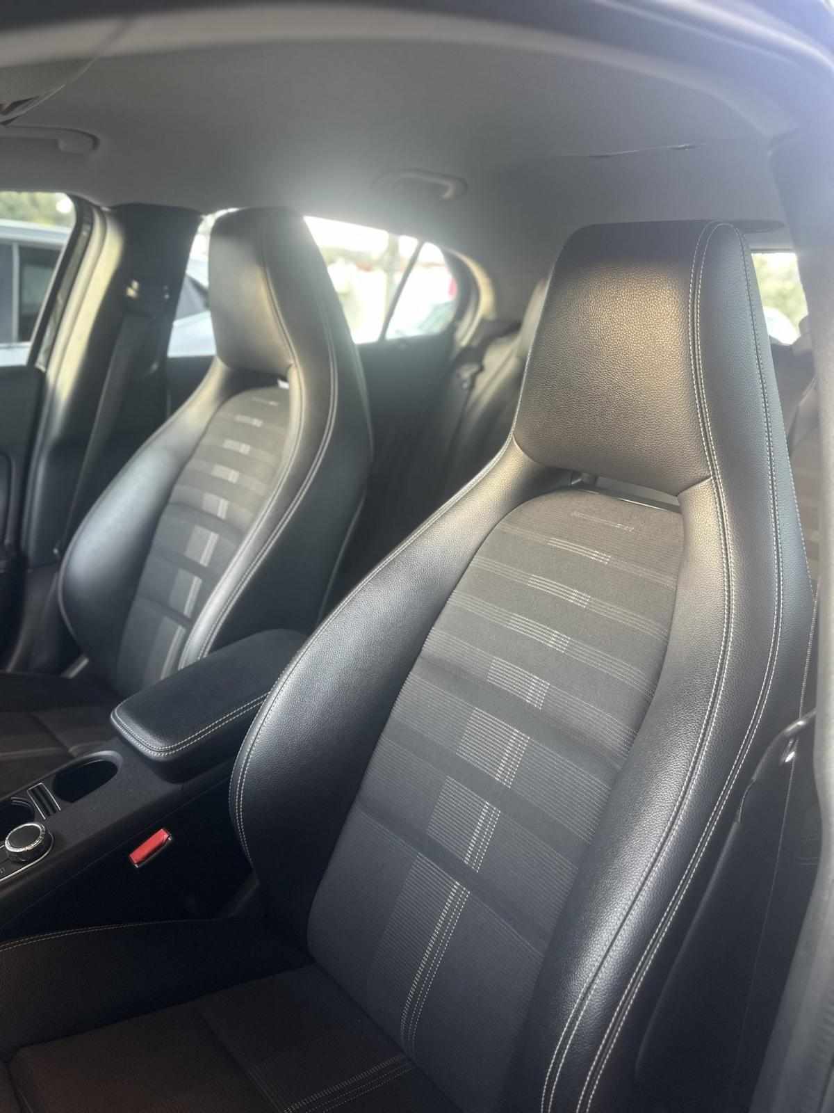 mercedes-benz-gla-180-cdi-2017-diesel-1461cc