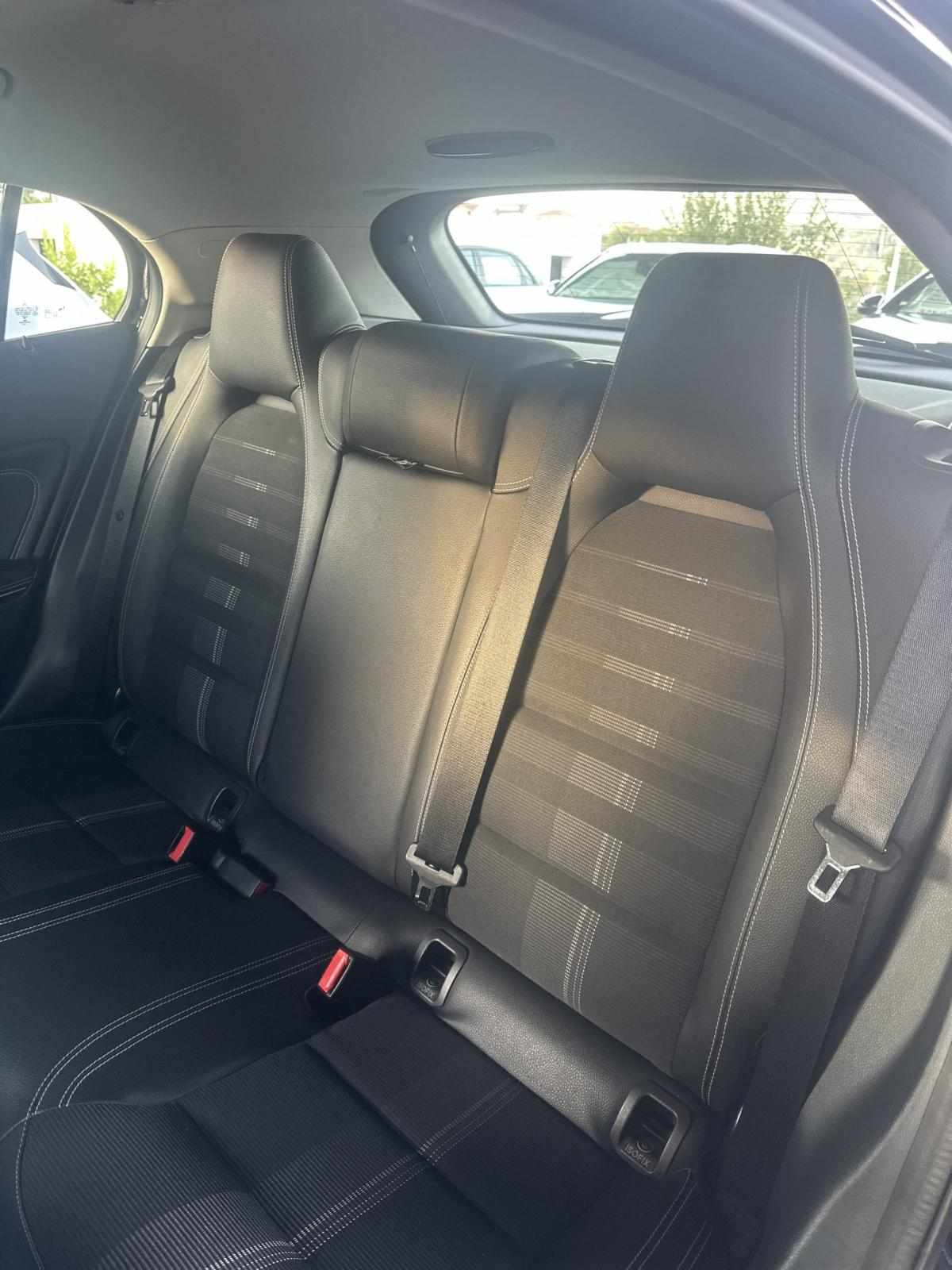 mercedes-benz-gla-180-cdi-2017-diesel-1461cc