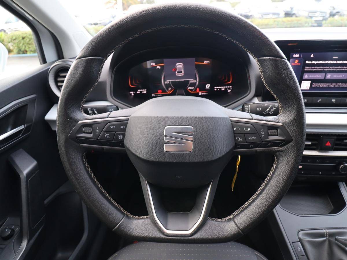 seat-ibiza-2023-gasolina-999cc