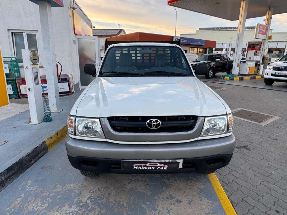 toyota-hilux-2003-diesel-2494cc