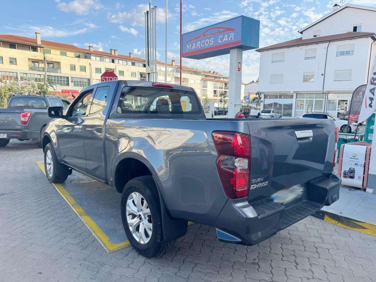 isuzu-d-max-2023-diesel-1898cc