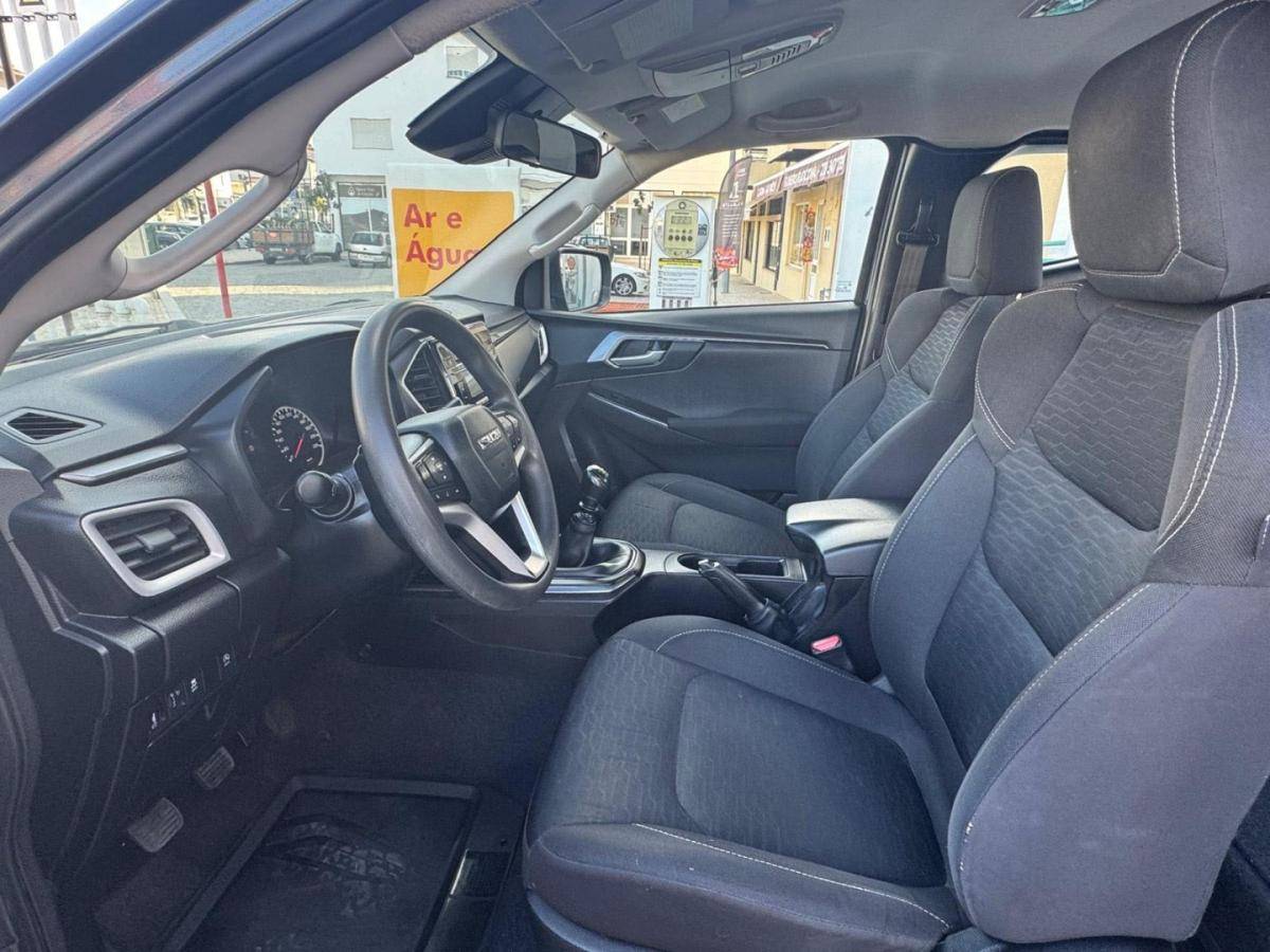 isuzu-d-max-2023-diesel-1898cc