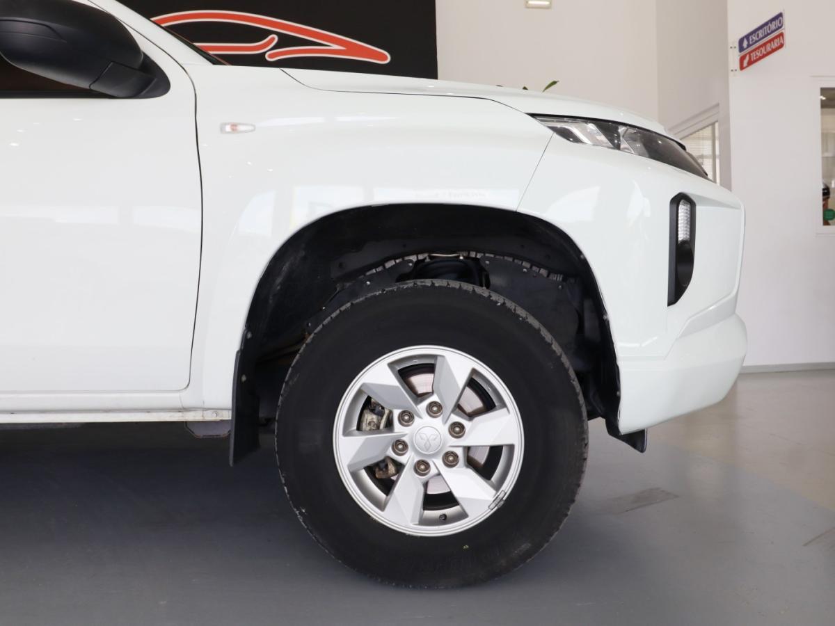 mitsubishi-l200-2021-diesel-2268cc