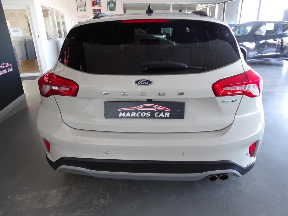 ford-focus-2021-hibrido-999cc