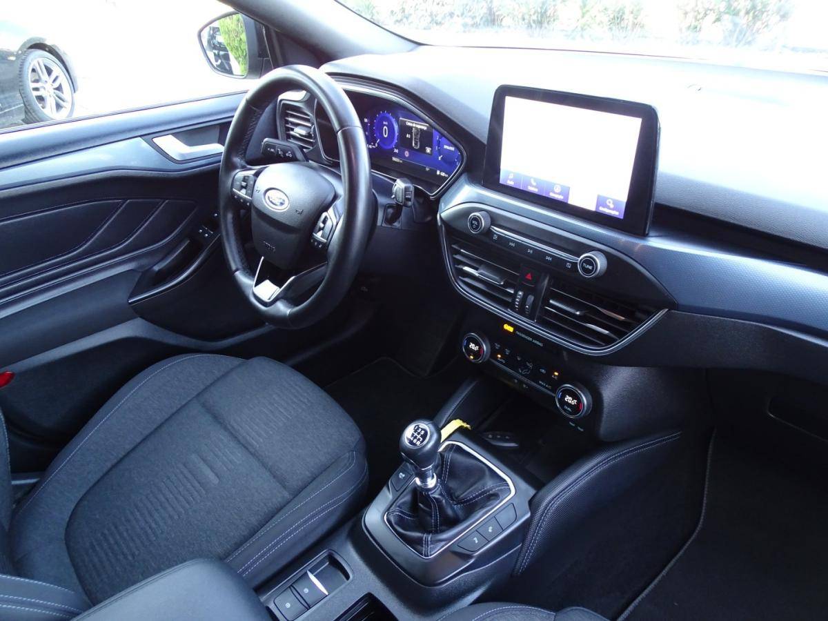 ford-focus-2021-hibrido-999cc