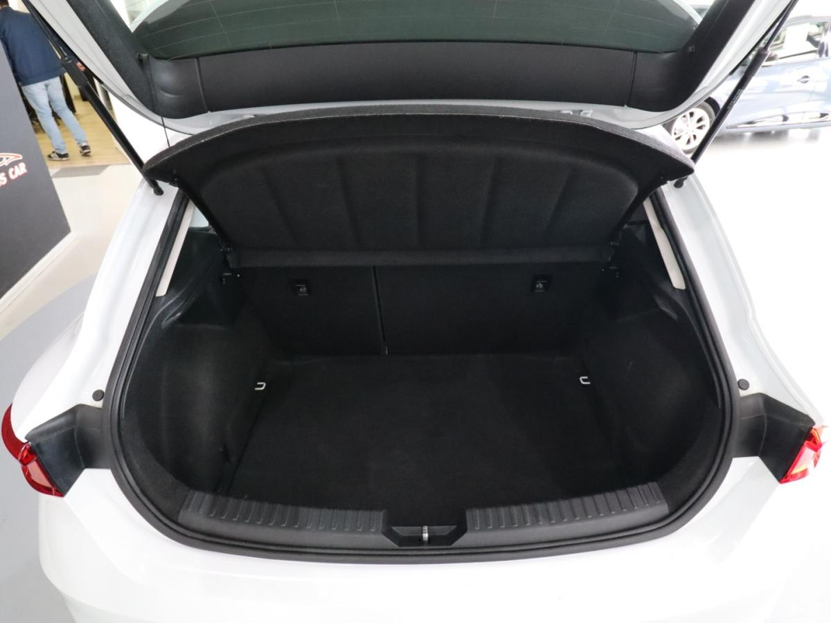 seat-leon-2022-gasolina-999cc