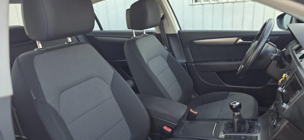 volkswagen-passat-2011-diesel-1598cc