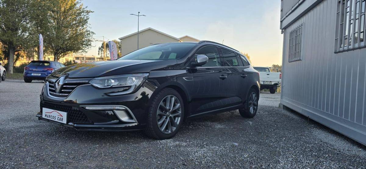 renault-megane-sport-tourer-2017-diesel-1598cc