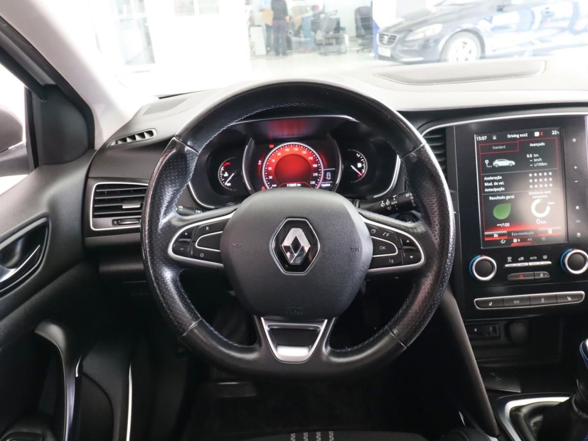 renault-megane-2016-diesel-1598cc