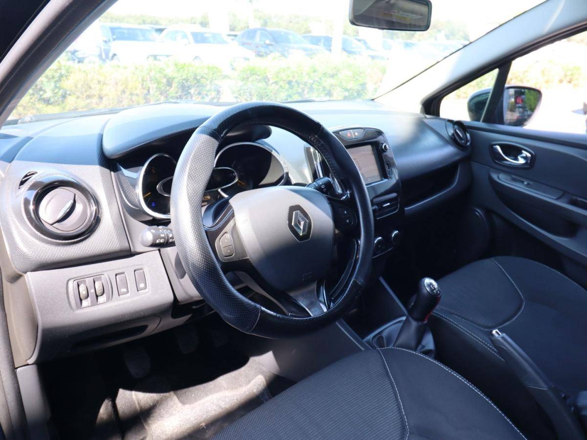 renault-clio-sport-tourer-2014-diesel-1461cc
