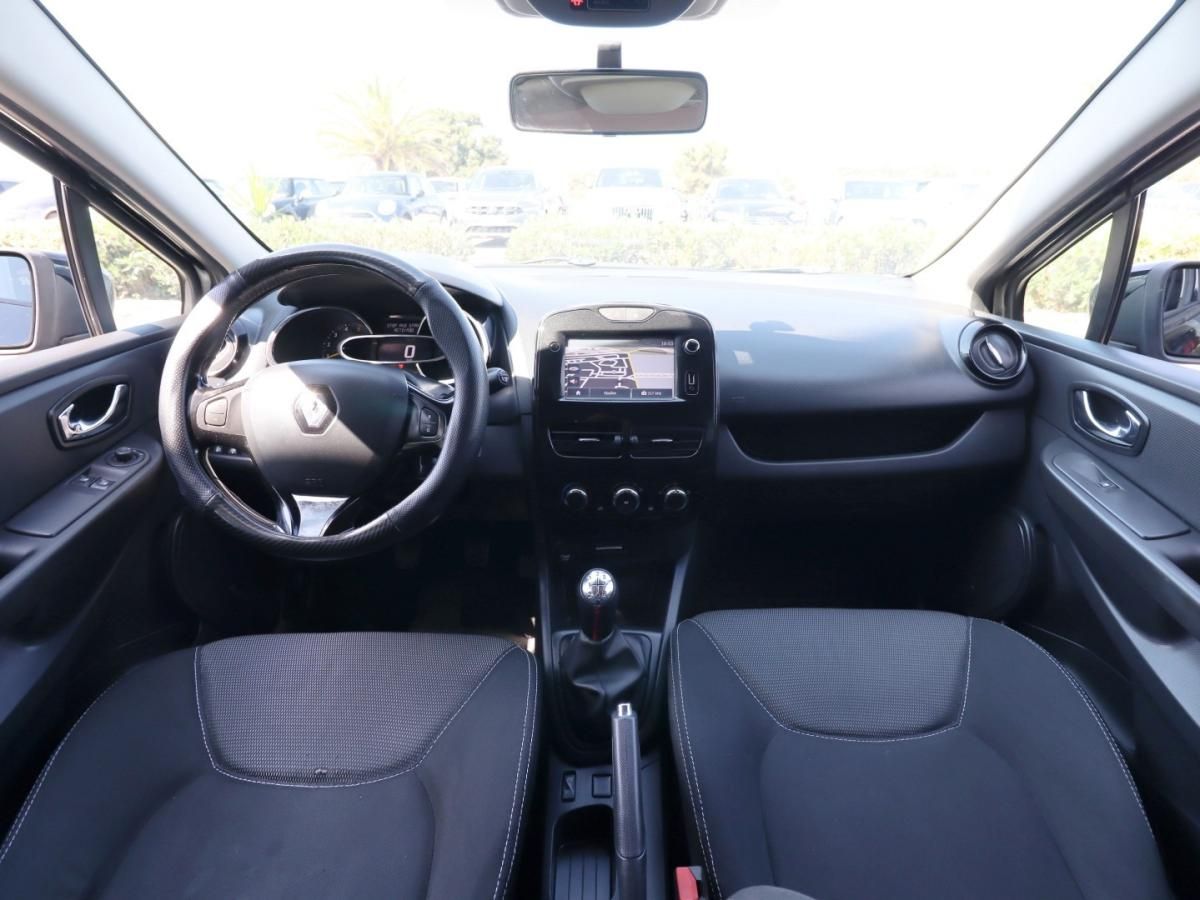 renault-clio-sport-tourer-2014-diesel-1461cc
