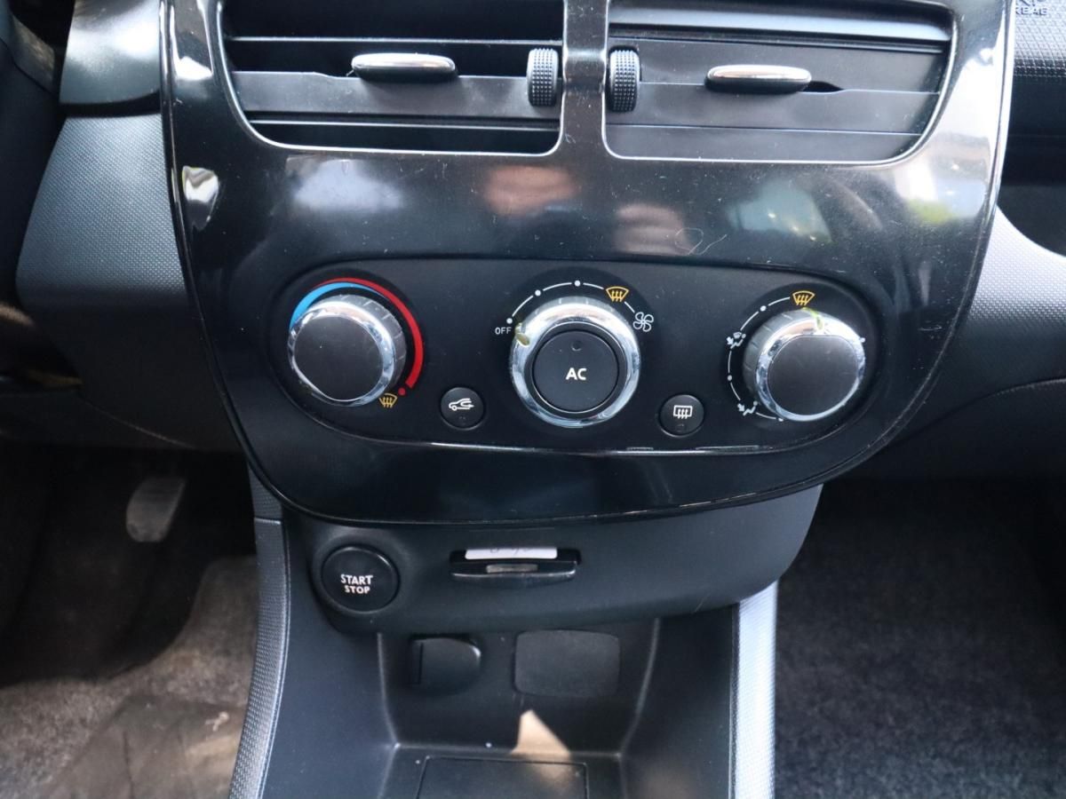 renault-clio-sport-tourer-2014-diesel-1461cc