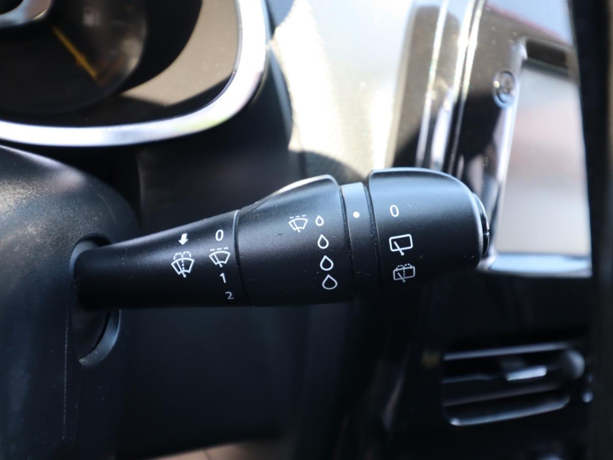renault-clio-sport-tourer-2014-diesel-1461cc