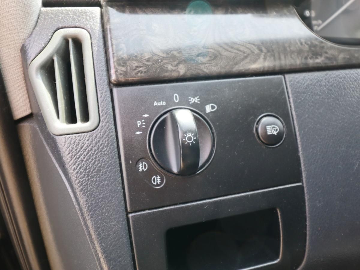 mercedes-benz-viano-2011-diesel-2143cc