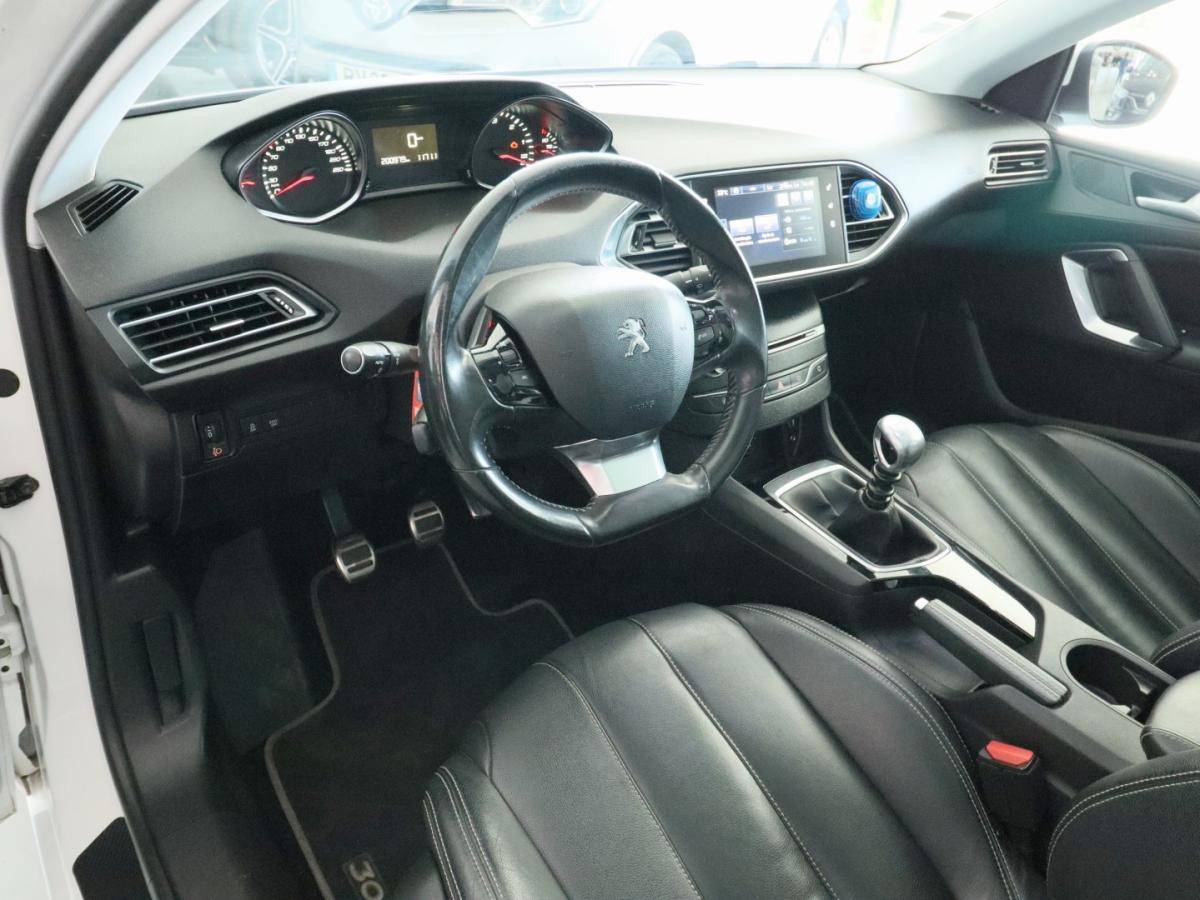 peugeot-308-sw-2015-diesel-1560cc