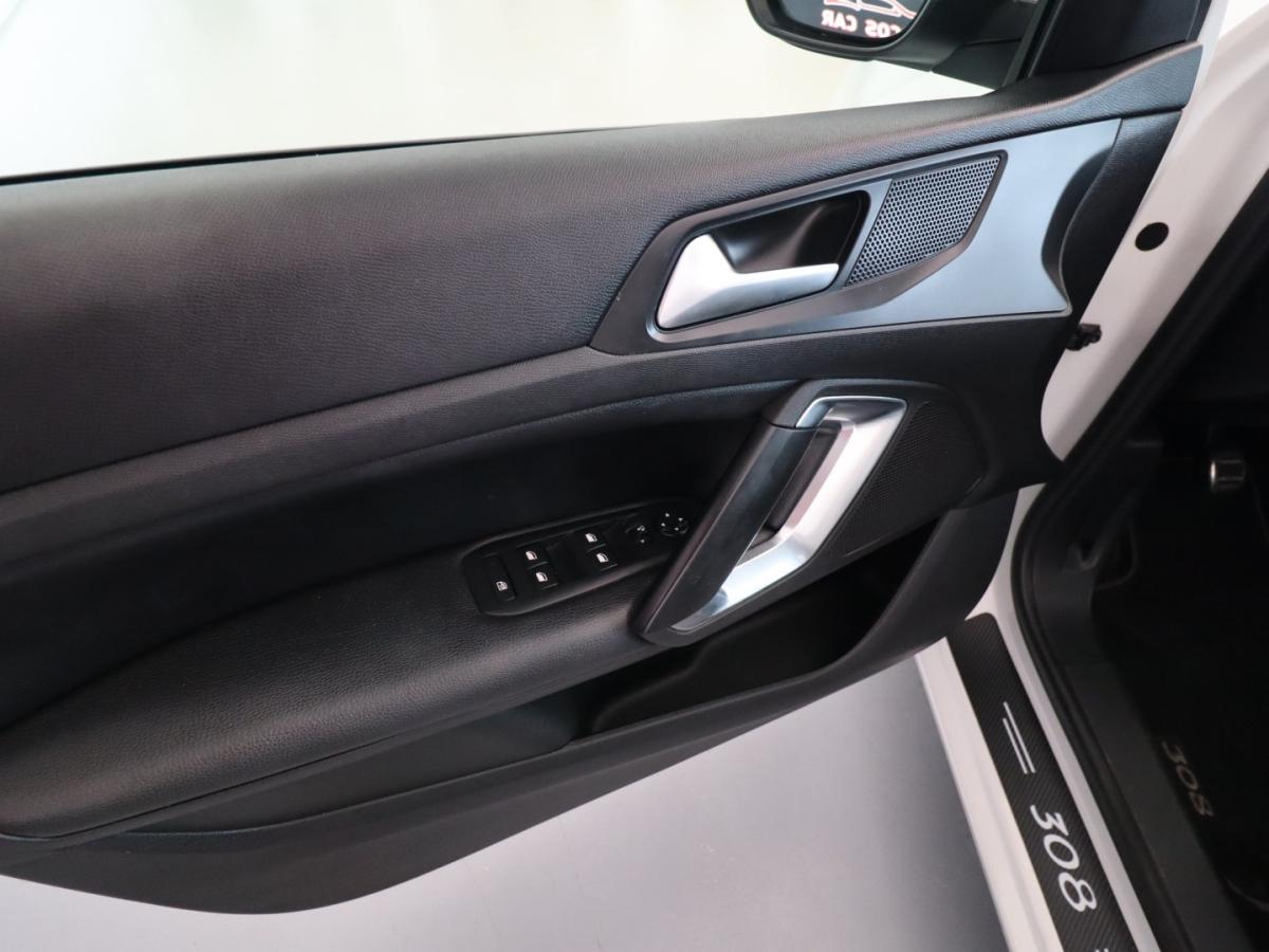 peugeot-308-sw-2015-diesel-1560cc
