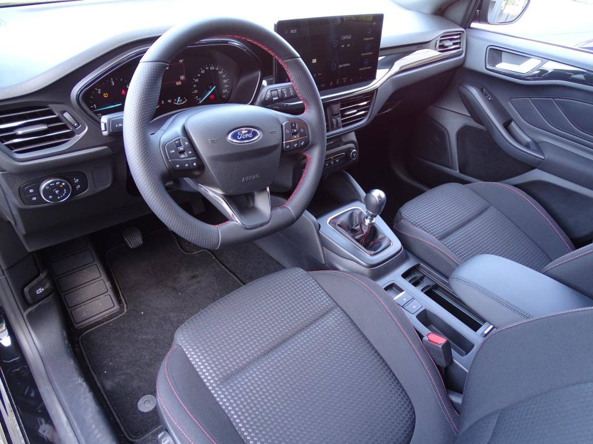 ford-focus-2022-diesel-1499cc
