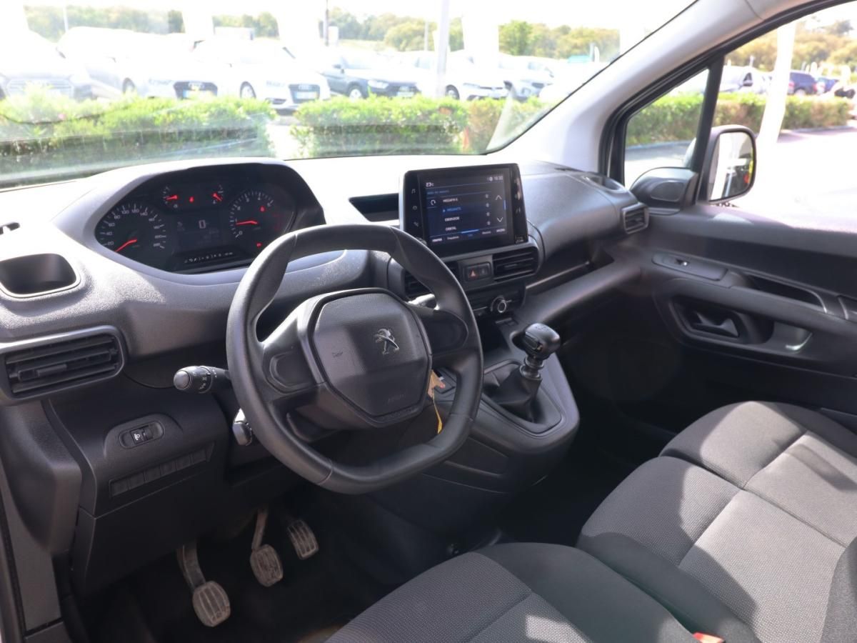 peugeot-partner-2023-diesel-1499cc
