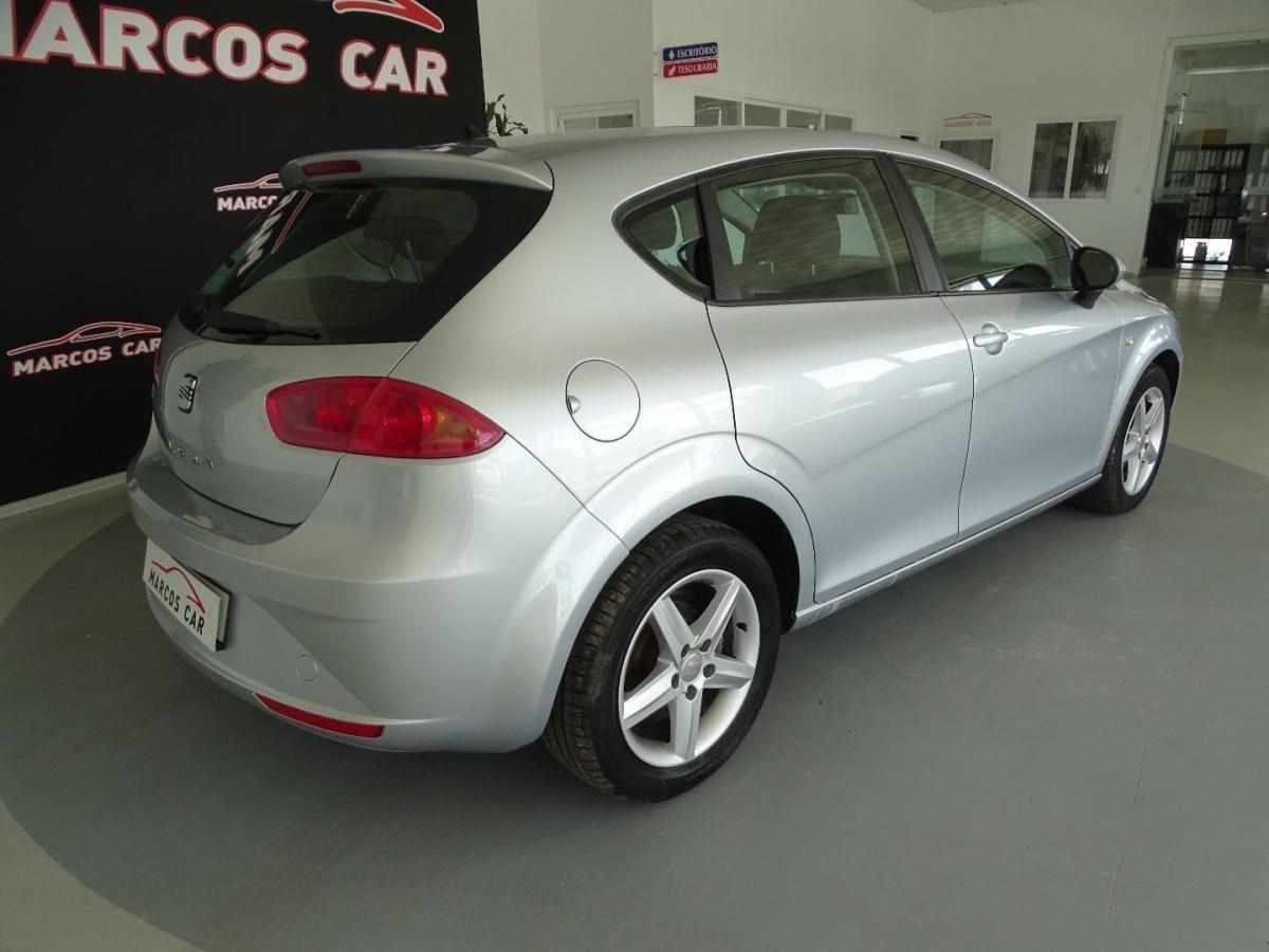 seat-leon-2011-diesel-1598cc