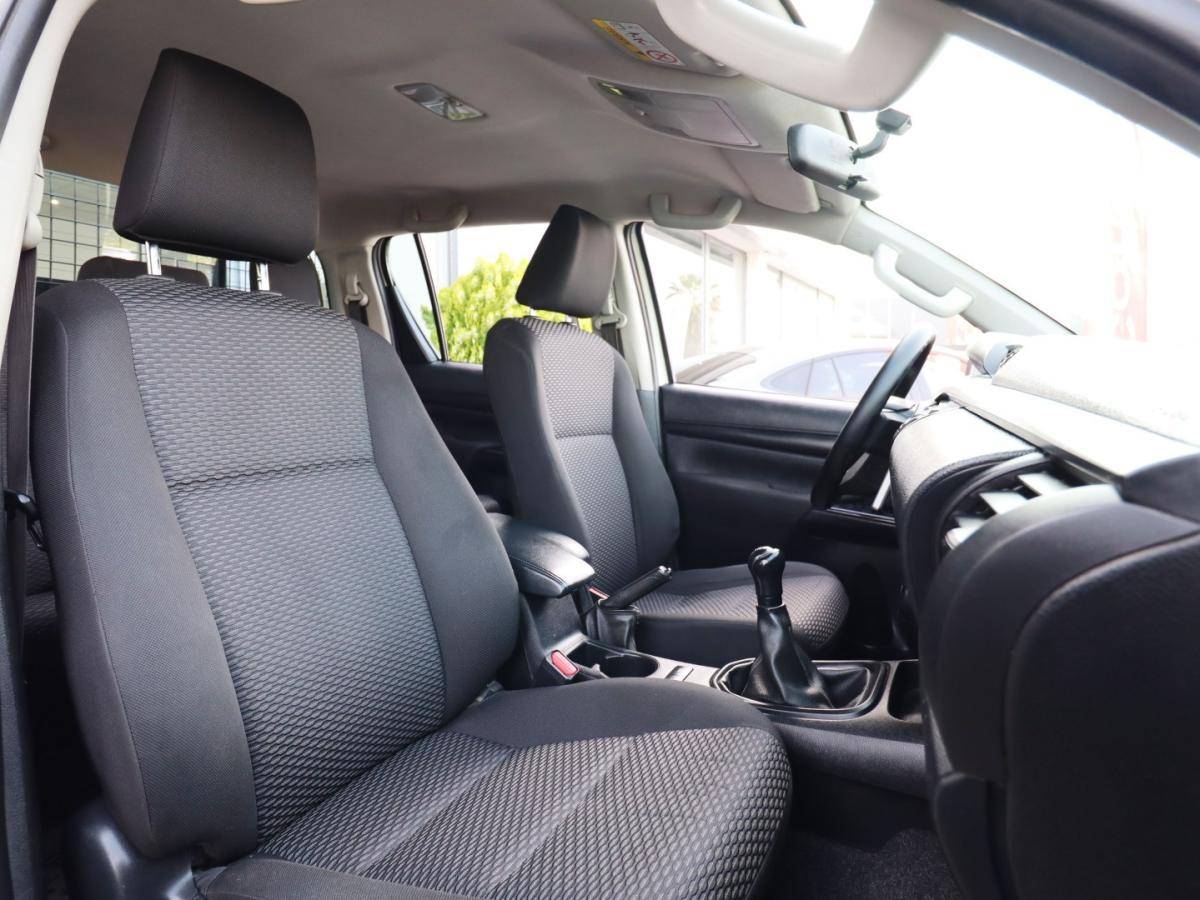 toyota-hilux-2018-diesel-2393cc