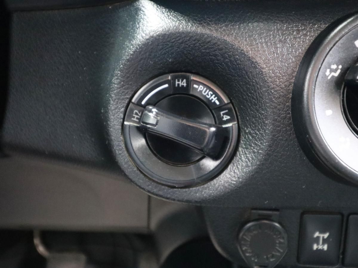 toyota-hilux-2018-diesel-2393cc