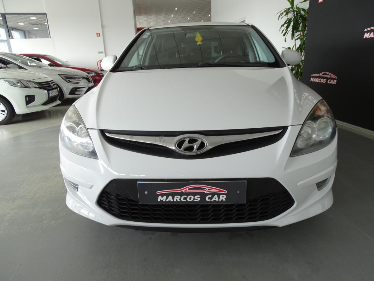 hyundai-i30-2010-diesel-1582cc