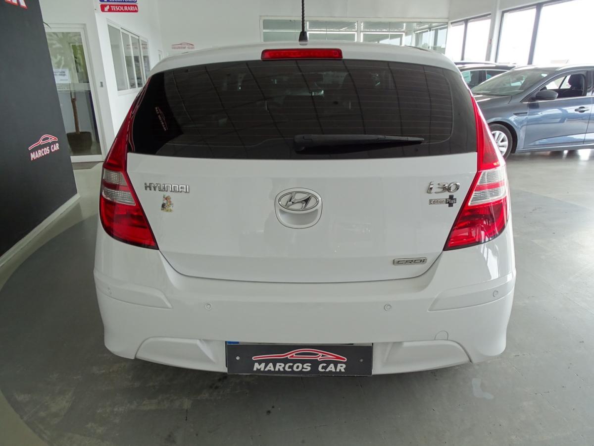 hyundai-i30-2010-diesel-1582cc