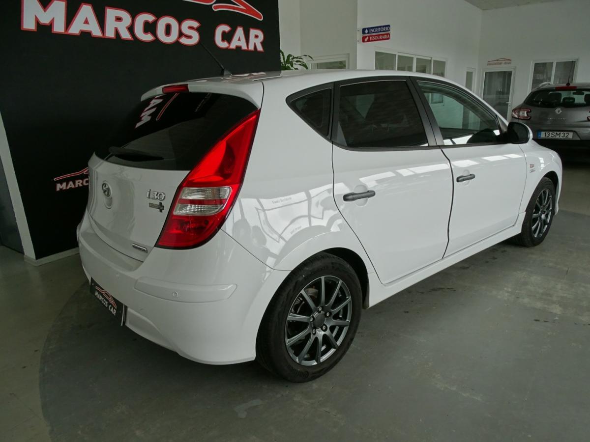 hyundai-i30-2010-diesel-1582cc