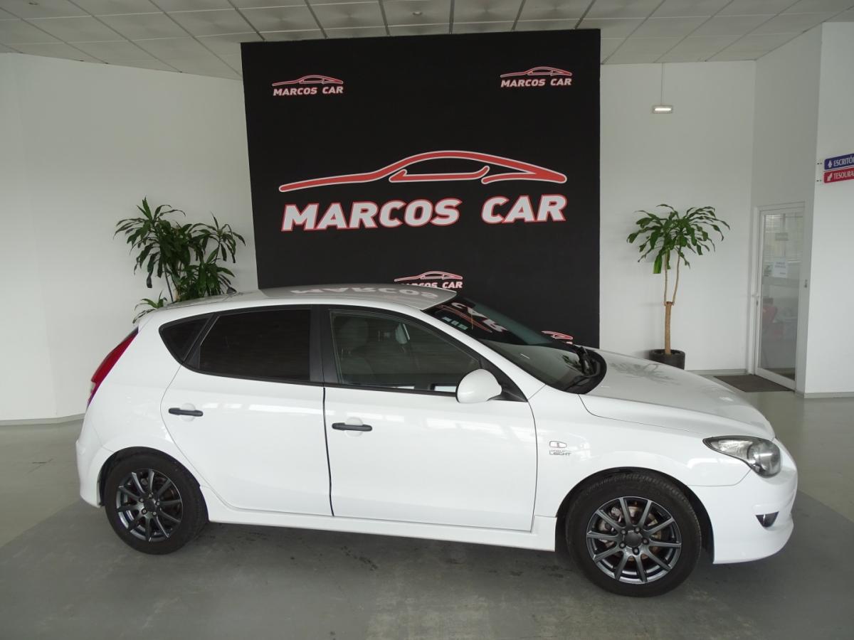 hyundai-i30-2010-diesel-1582cc