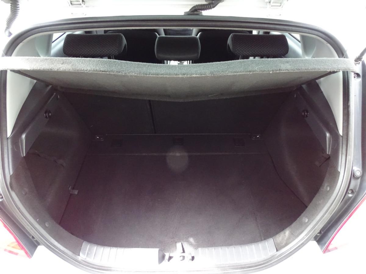 hyundai-i30-2010-diesel-1582cc