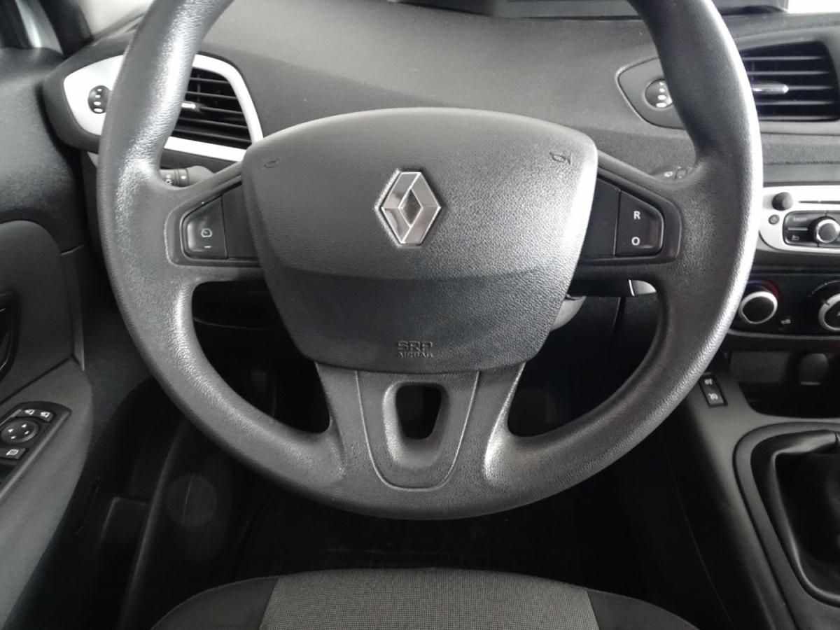 renault-scenic-2016-diesel-1461cc