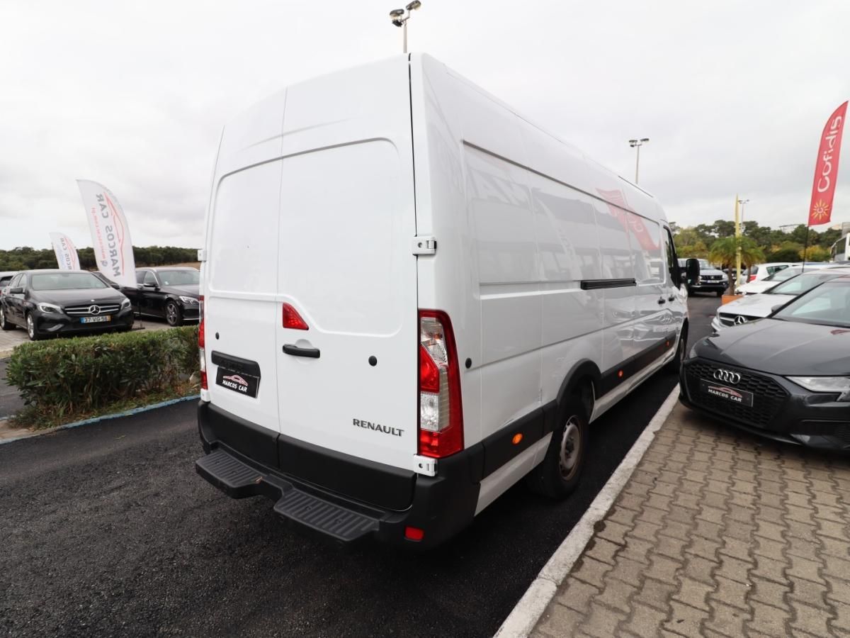 renault-master-2024-diesel-2299cc