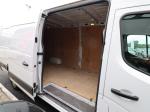 renault-master-2024-diesel-2299cc