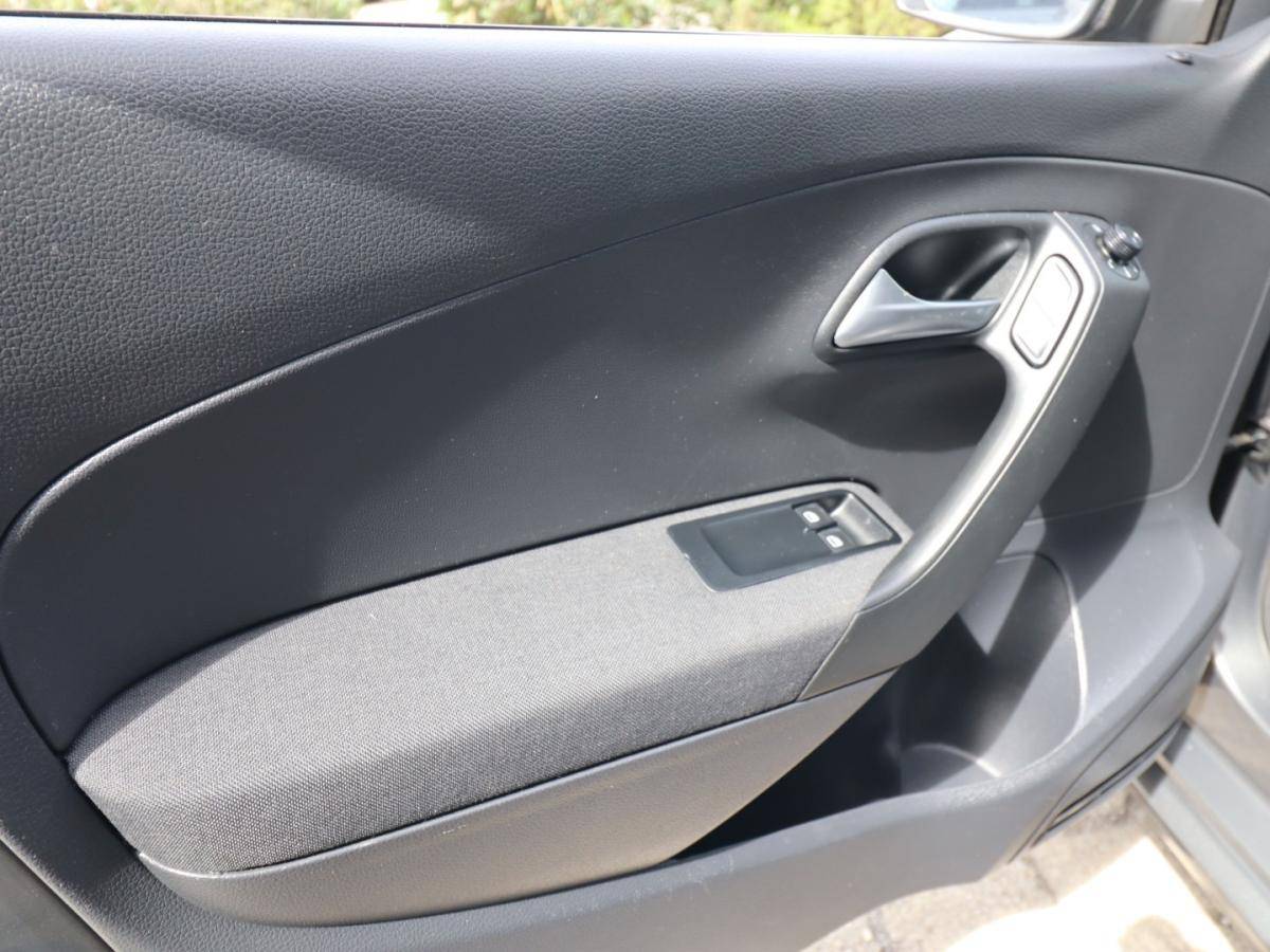 volkswagen-polo-2015-gasolina-999cc