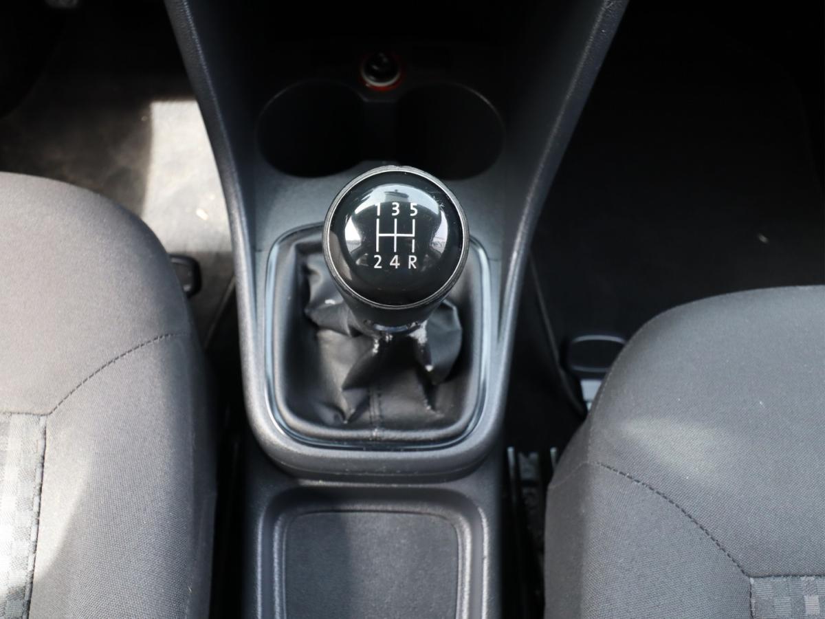 volkswagen-polo-2015-gasolina-999cc