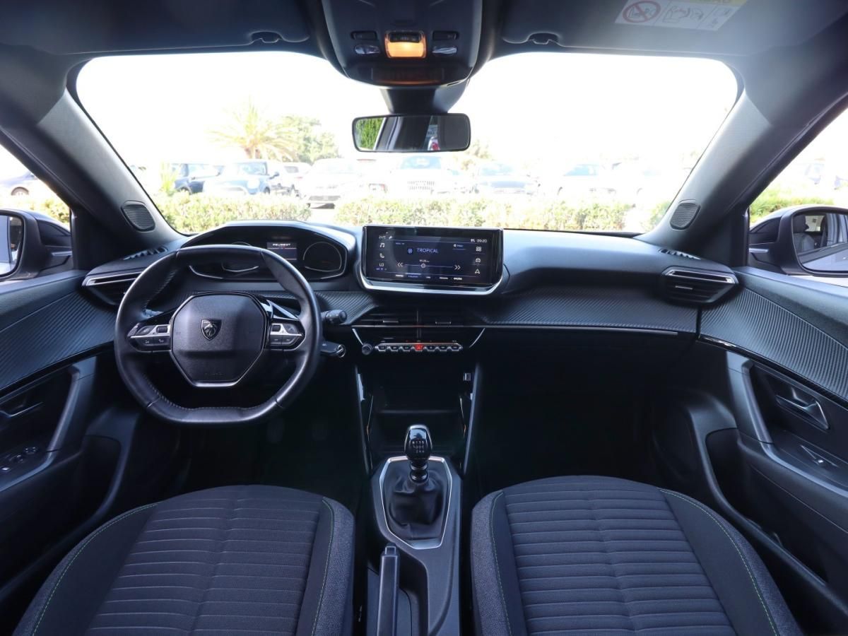 peugeot-2008-2023-gasolina-1199cc
