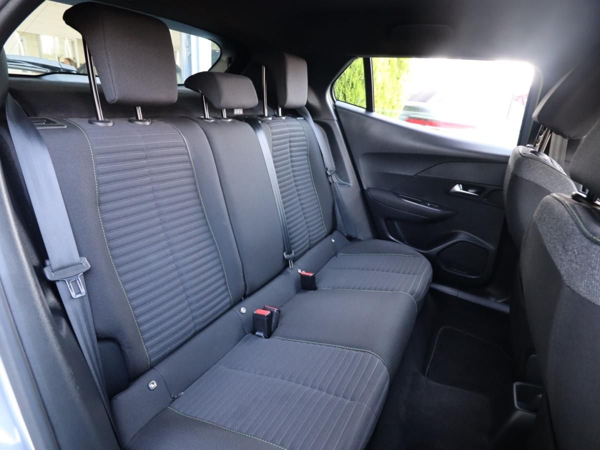 peugeot-2008-2023-gasolina-1199cc