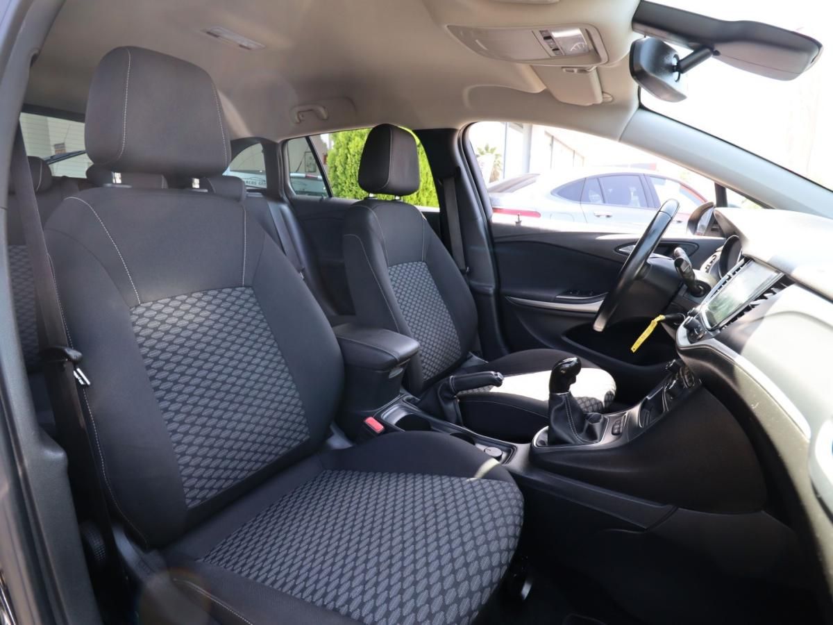 opel-astra-sport-tourer-2019-diesel-1598cc