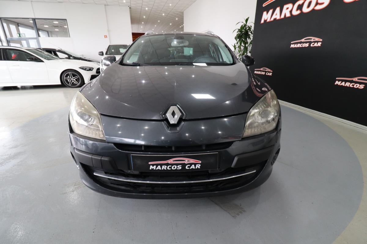 renault-megane-sport-tourer-2010-diesel-1461cc