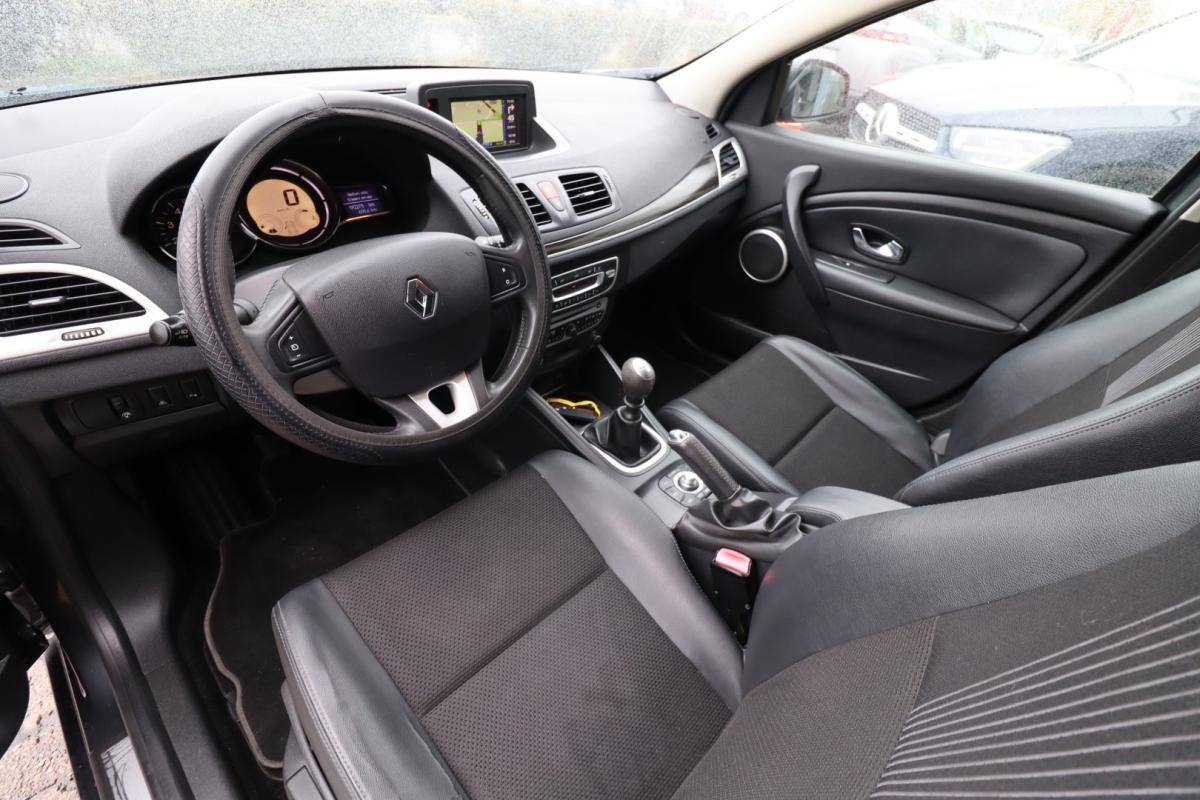renault-megane-sport-tourer-2010-diesel-1461cc