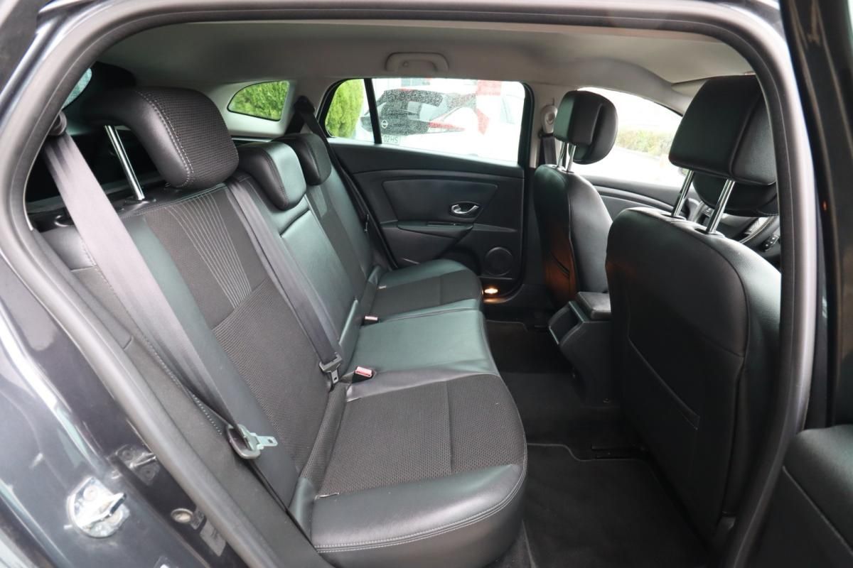 renault-megane-sport-tourer-2010-diesel-1461cc
